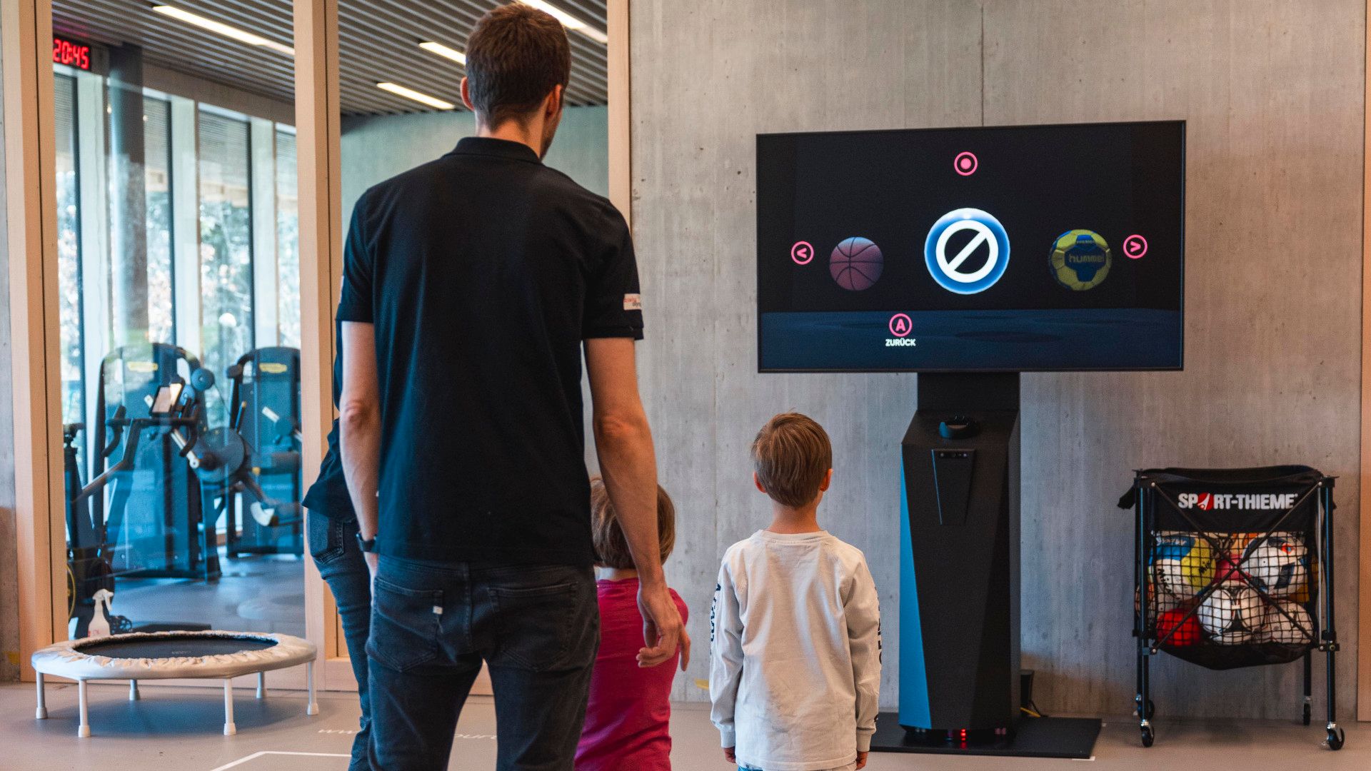 Einweihung und Tag der offenen Tür im Neubau Gebäude Lärchenplatz der EHSM und Ausbildungshalle am BASPO in Magglingen