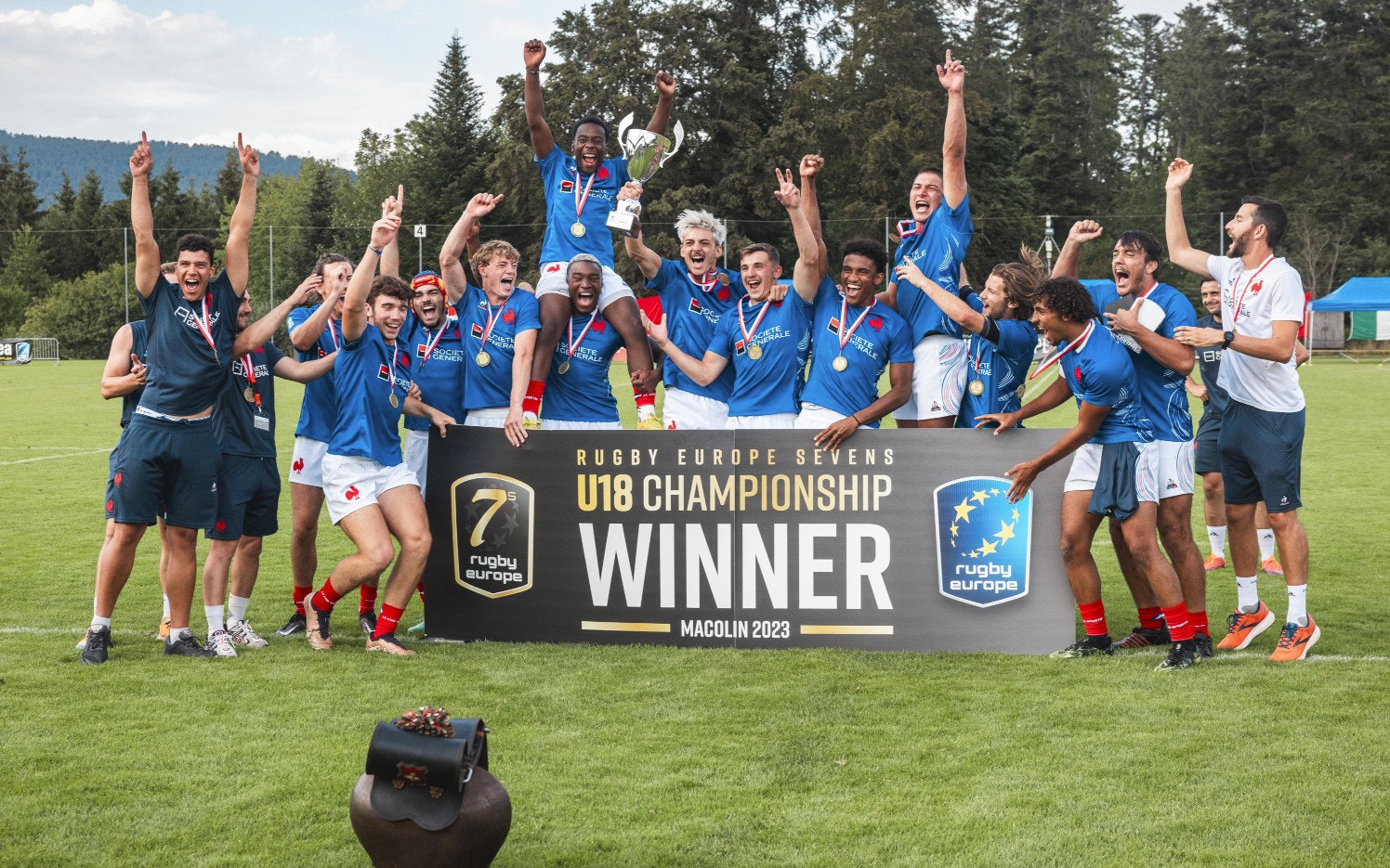 Rugby Europe Sevens U18 Championship - also der Europameisterschaft im 7er Rugby der unter 18 Jährigen Jungs - welche am  Wochenende vom 15-16 Juli in Magglingen stattfindet.


Foto: BASPO / Charlène Mamie